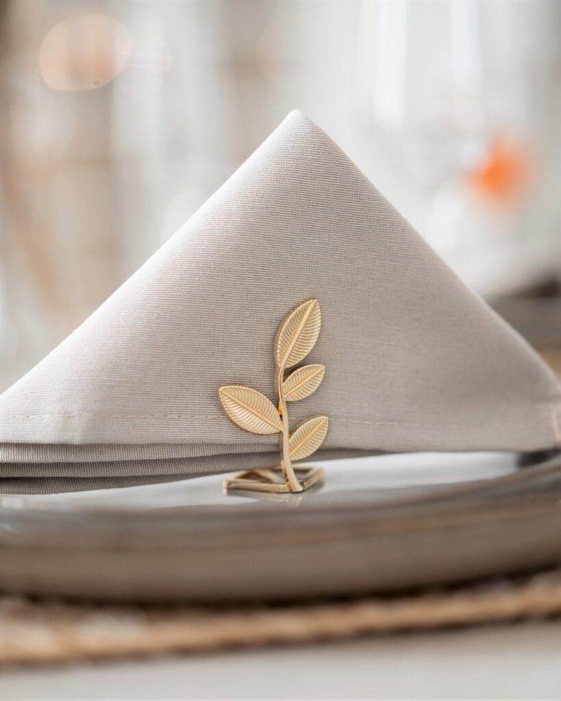 Servethouder goud - ash blad | Servetring goud | Tafeldecoratie goud | Bruiloft decoratie | Tafel accessoire servetringen